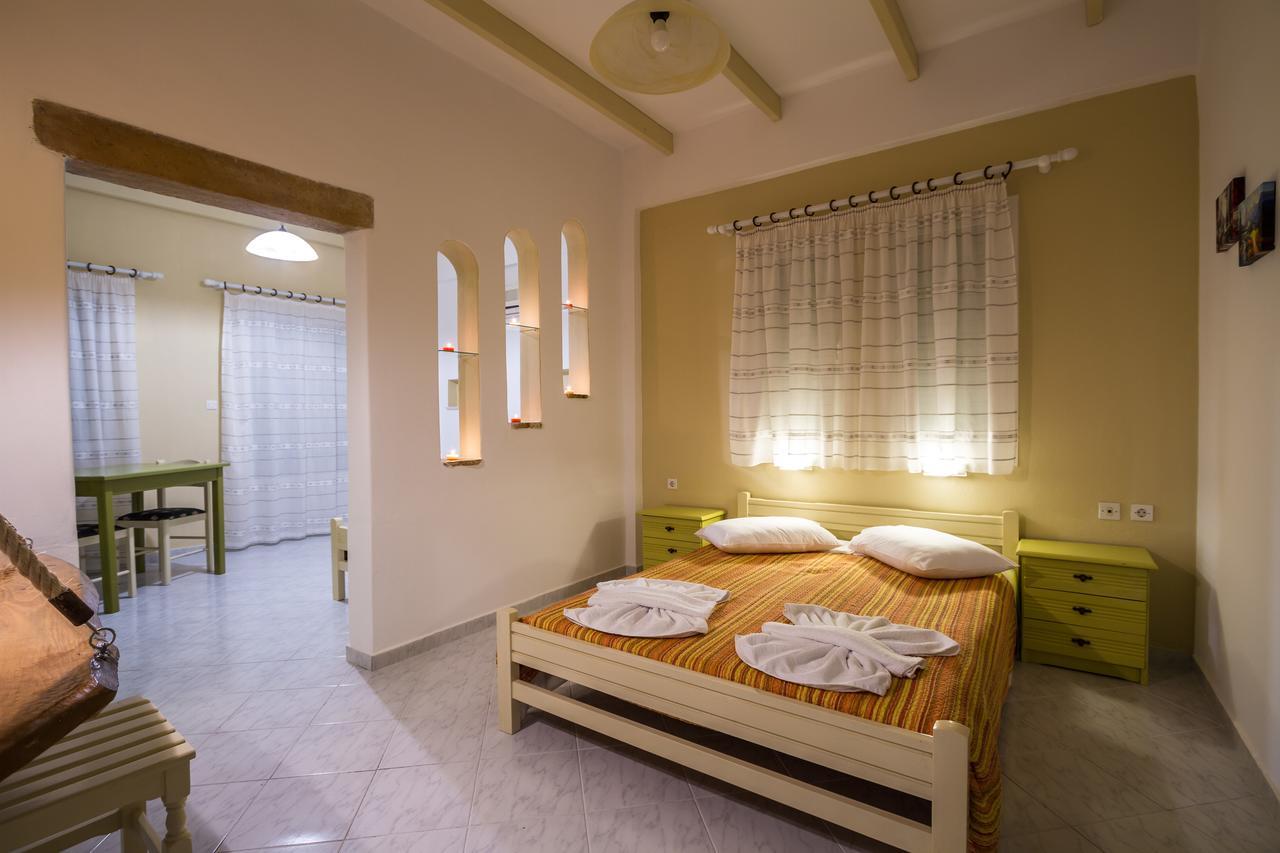 Elpiniki Aparthotel 2*